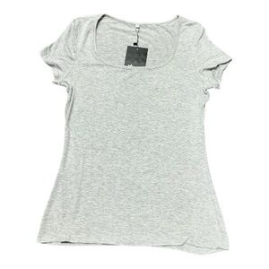 Ficerd - NWT - Elegant Light Gray Women's Short Sleeve Tee